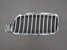 BMW 3 F30/F31 12-19 atrapa nerka prawa Modernline chrom/srebrzysty OE 51137263480